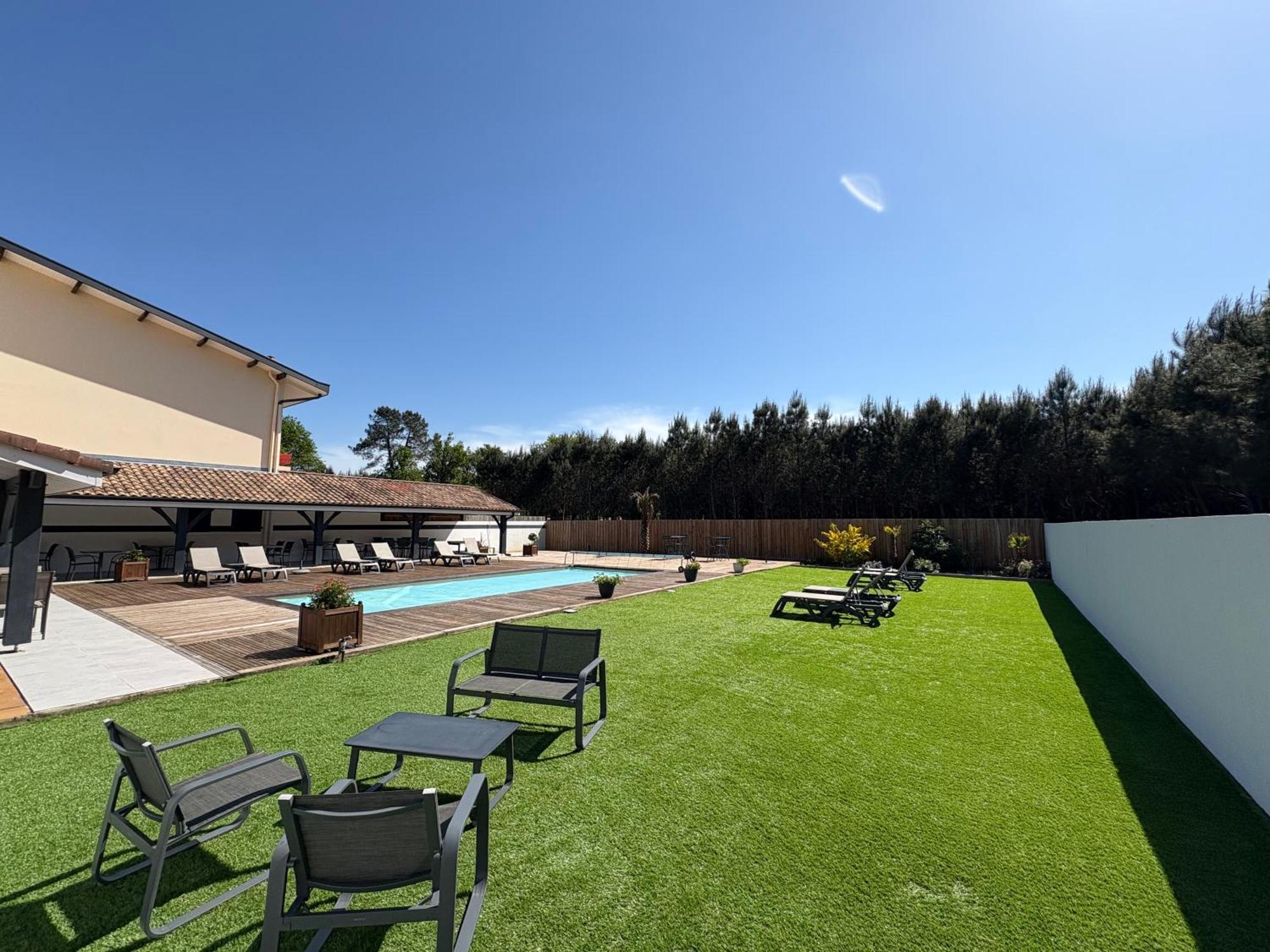 Paris Madrid Lesperon (Landes)